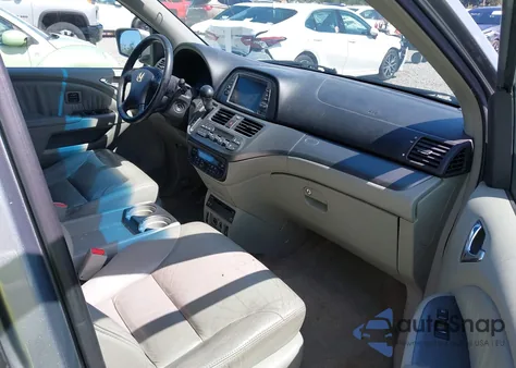 2006 Honda Odyssey Touring from USA, damaged, VIN 5FNRL38826B079319